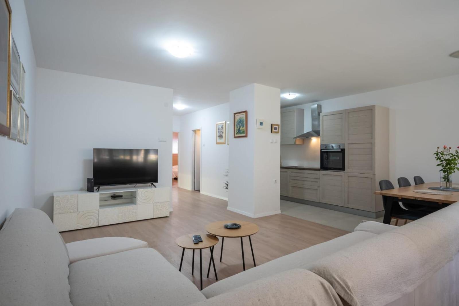Apartman Mirjana Διαμέρισμα Σπλιτ Εξωτερικό φωτογραφία